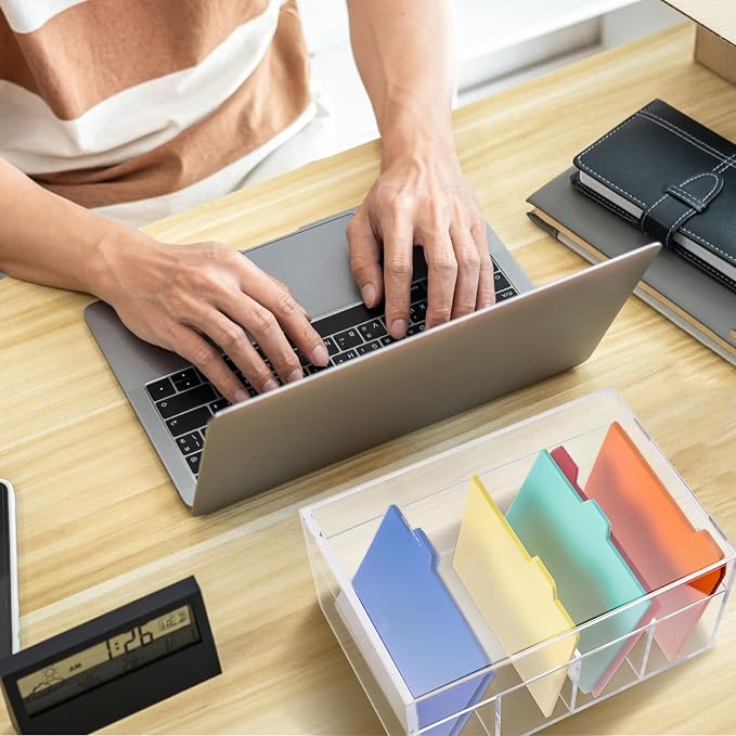 Mooliwe Index Card Holder Clear Acrylic Card Organizer 50 Pcs Divider Sheets for Desk File Note Holders, 4 Compartments Holds 600 Cards (5 x 8 Inch) - Image 3