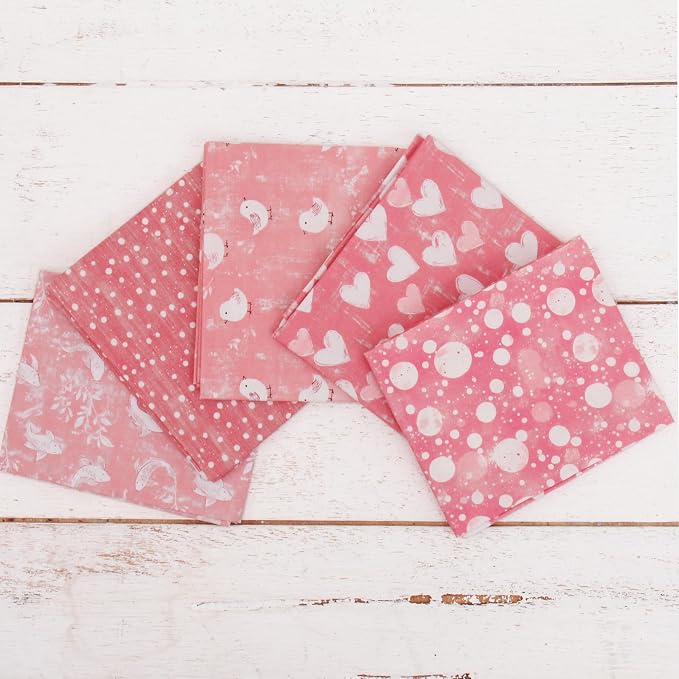 Threadart Cotton Quilting Fabric, Fat Quarter Grab Bag | Cotton fabric for quilting, sewing, crafts and home decor. Smooth woven fabric cuts cleanly for handmade projects. by ThreadArt
