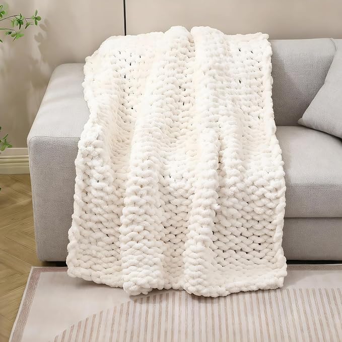 8 Pack Khaki Chunky Chenille Yarn for Crocheting, Blanket Extra Thick Yarn, Super Bulky Large Soft Fluffy Plush Fuzzy Thick Chenille Yarn-1 Pack of 226g/7.97oz- Knitting/Crochet-Khaki - Image 7